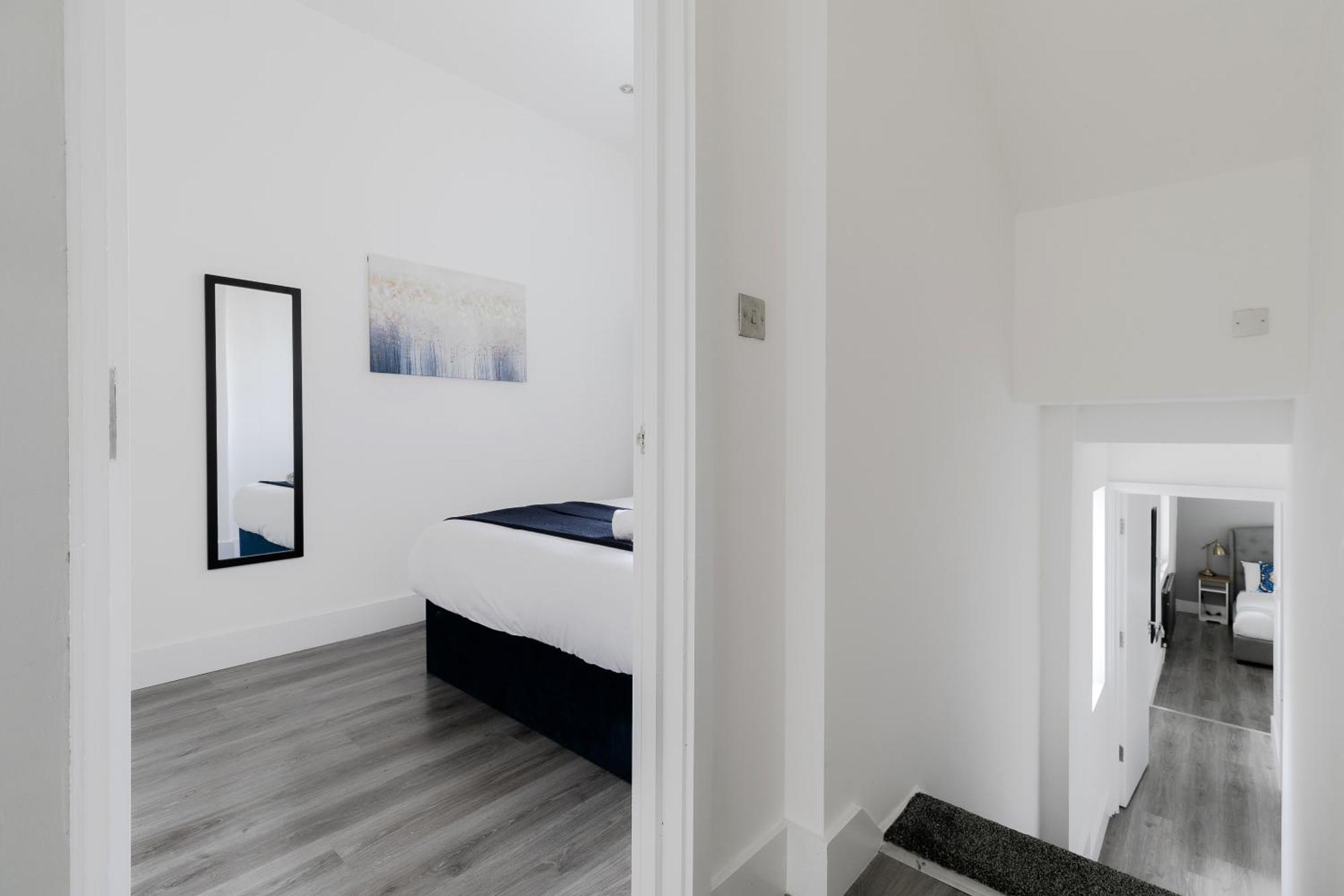 לונדון Wonderful Apartments Near Portobello Road מראה חיצוני תמונה